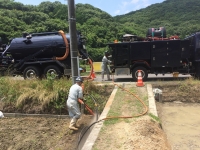 岡山市郊外で横断管の清掃を行いました。