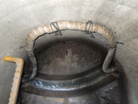 某所にて下水道管きょ内に通った光ファイバーケーブルの撤去作業を行いました！