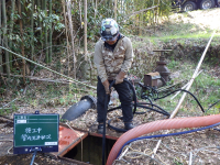 某所にて農業用水ポンプ場の浚渫作業を行いました！